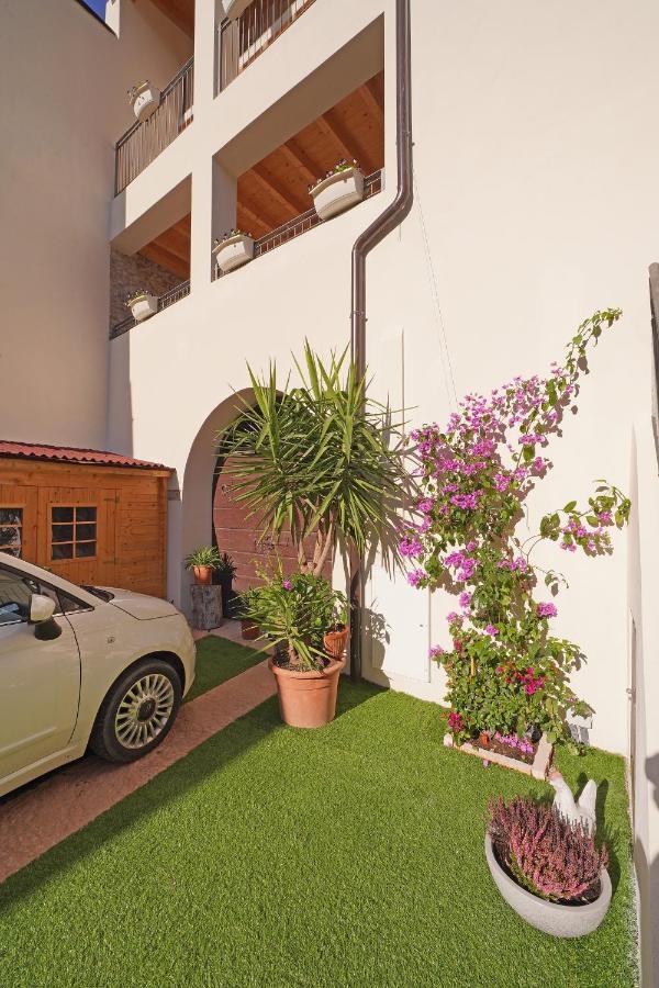 Apartments Villa Bougainville 圣菲利斯·德尔·贝纳茨 外观 照片