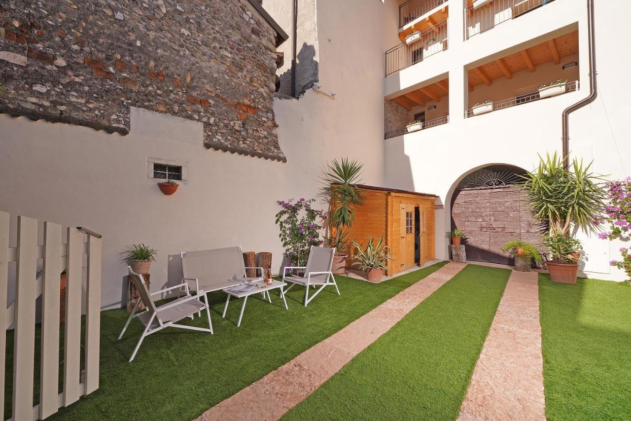 Apartments Villa Bougainville 圣菲利斯·德尔·贝纳茨 外观 照片